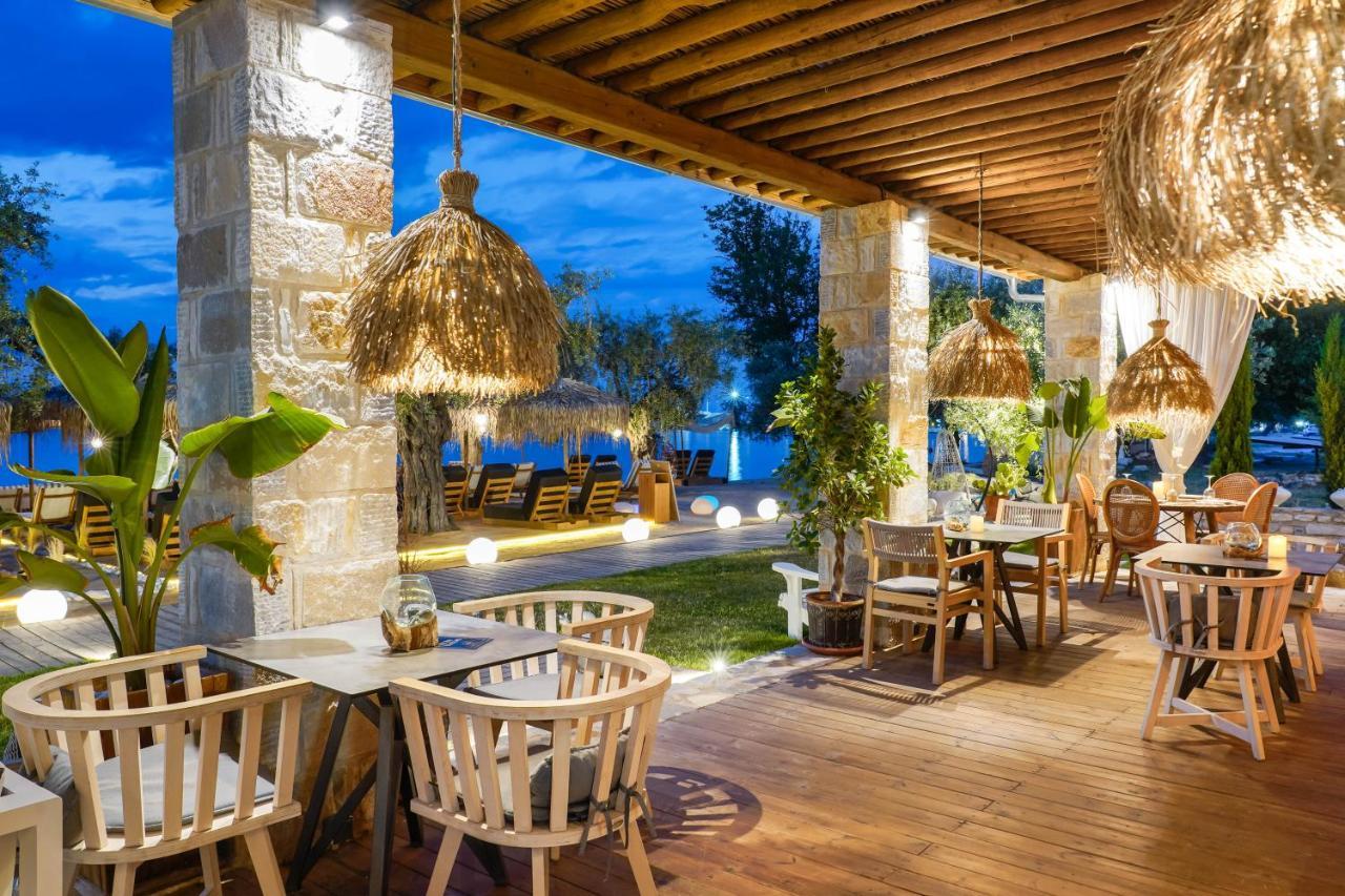 By The Sea Luxury Suites Thásos Exterior foto