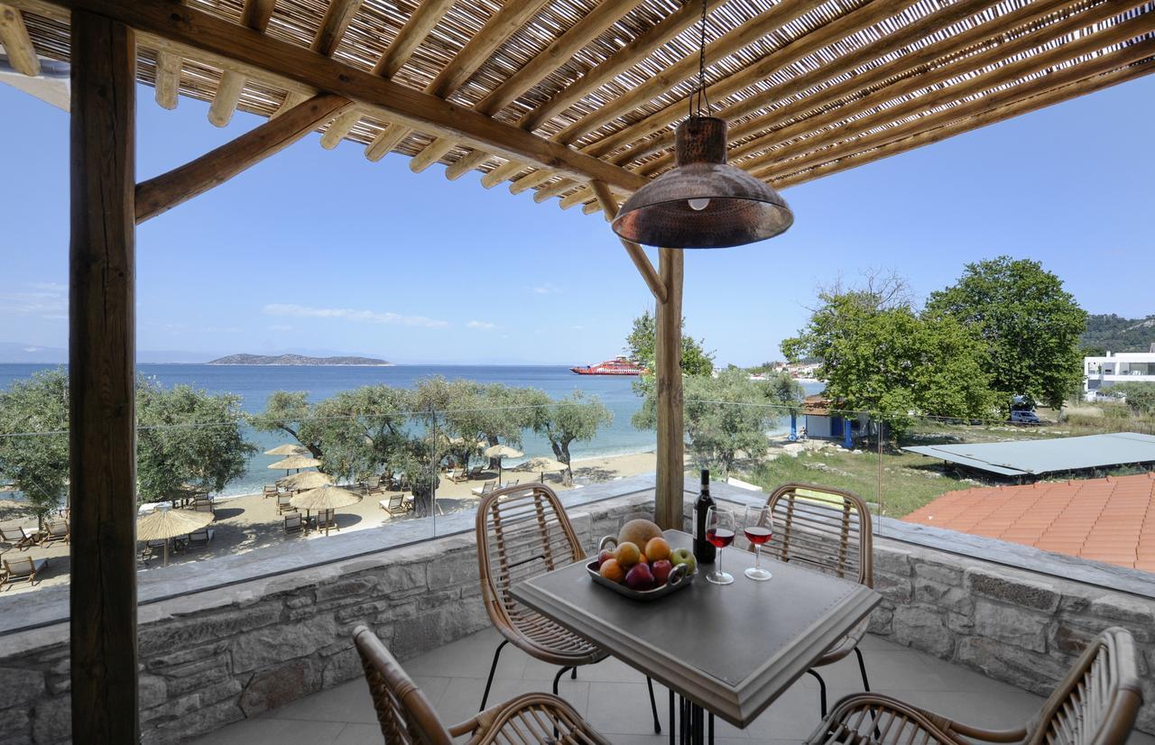 By The Sea Luxury Suites Thásos Exterior foto