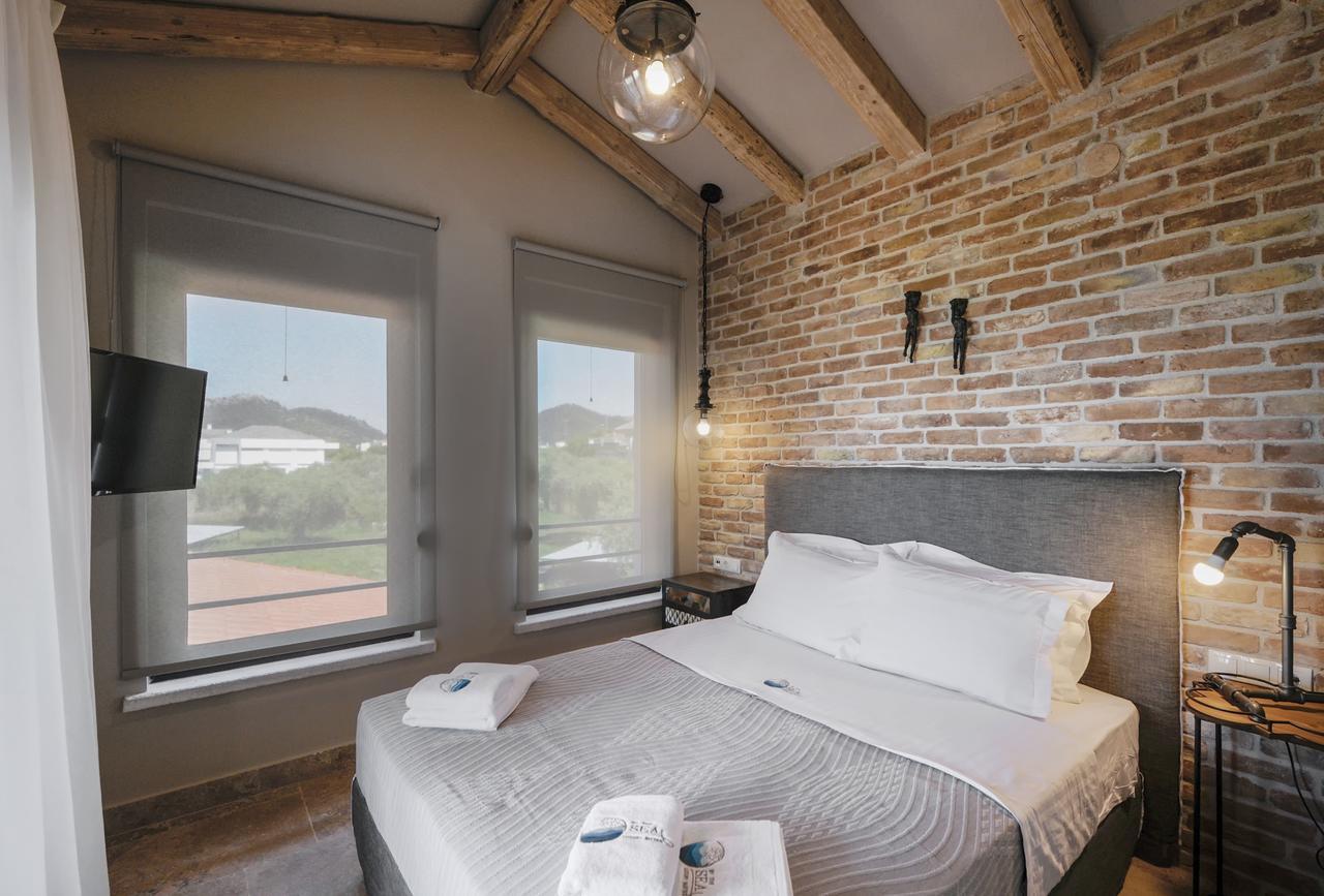 By The Sea Luxury Suites Thásos Exterior foto